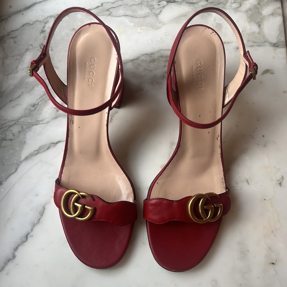 Gucci red leather, Marmont block heel sandals - Picture 2 of 7